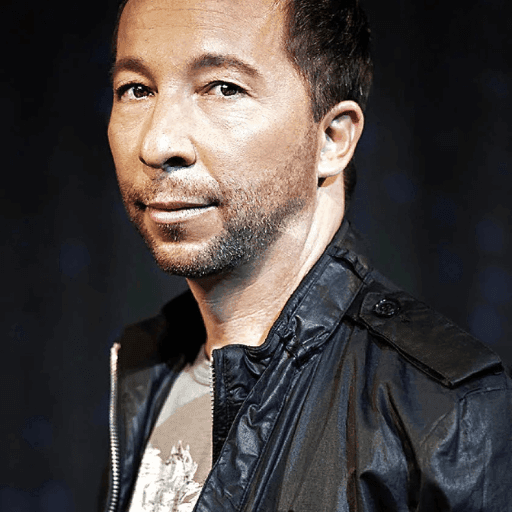 洋楽 DJ HIBAHIHI AND DJ BOBO JAMES RADIO SHOW Intro / I Love My Radio (Live) - YouTube